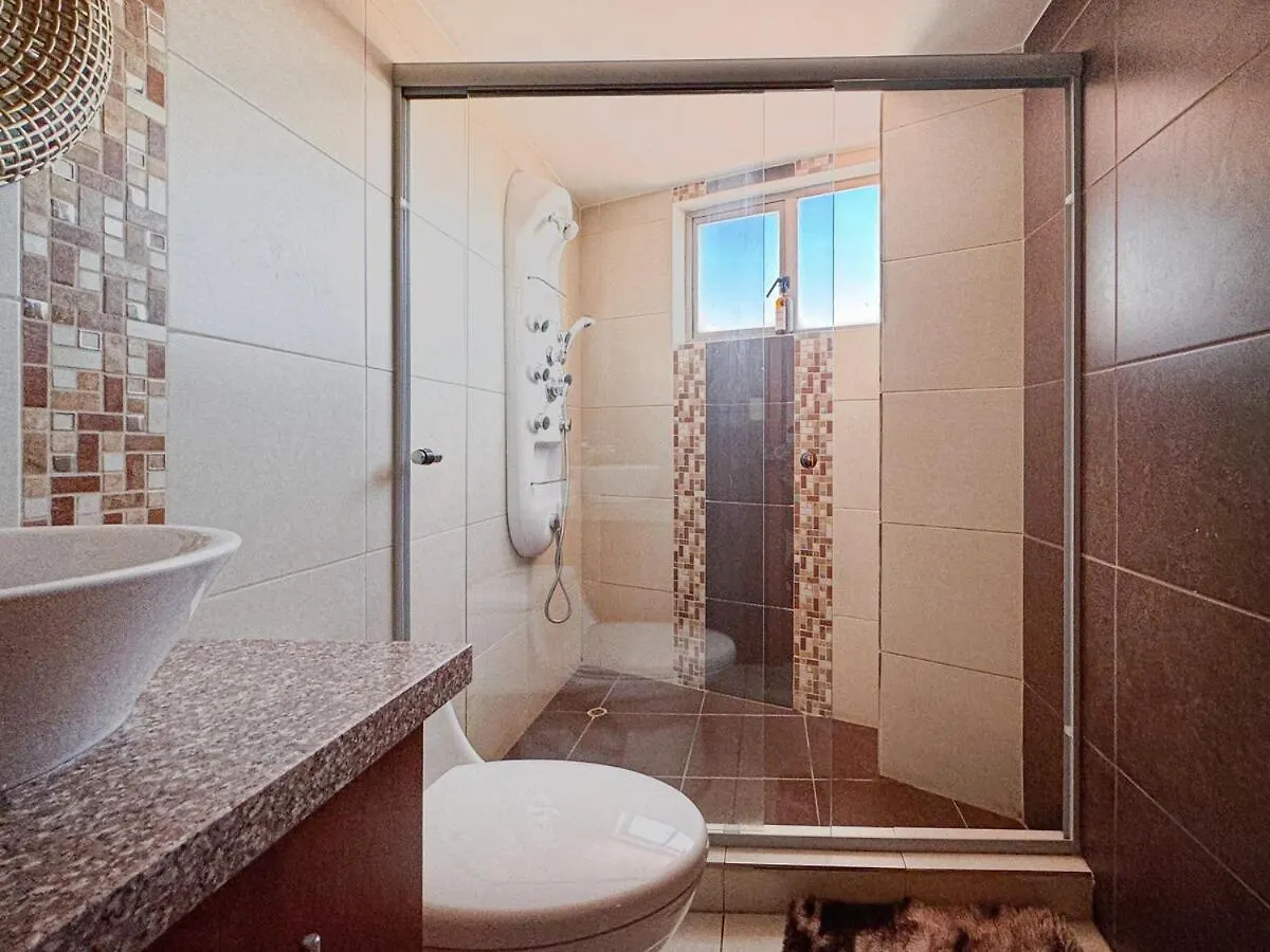 Skyline Haven Your Refuge In The City With Garage Cuenca 0*,